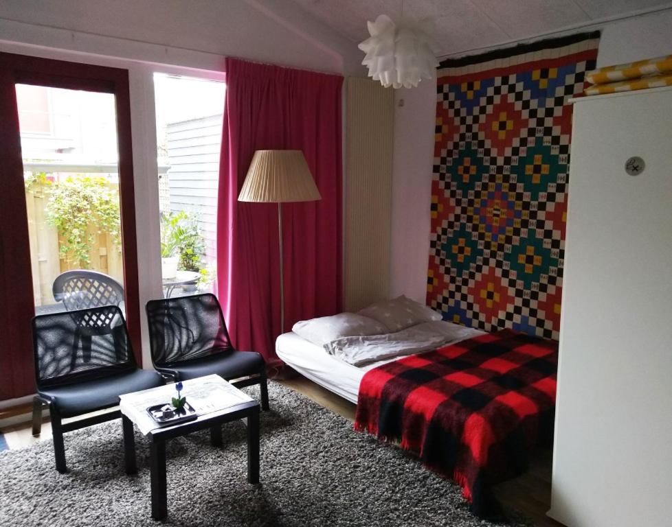B&B 16C Maassluis NL room 4